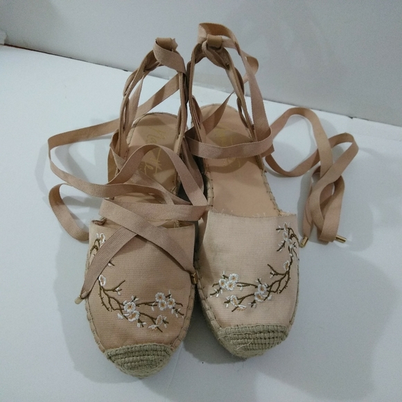 Nanette Lepore Beatriz  Platform Espadrilles Shoe - Picture 3 of 7